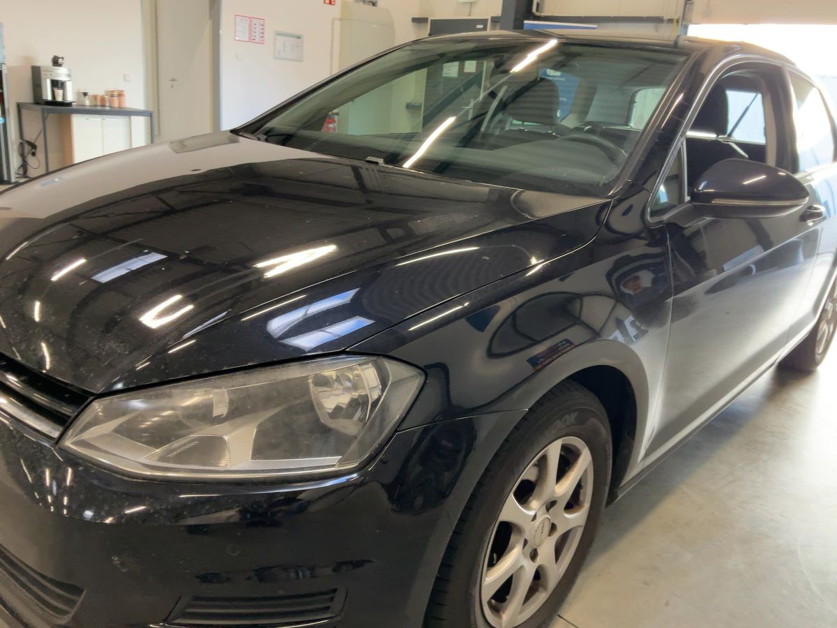 Volkswagen Golf VII 1.2 TSI Trendline BlueMotion Tech