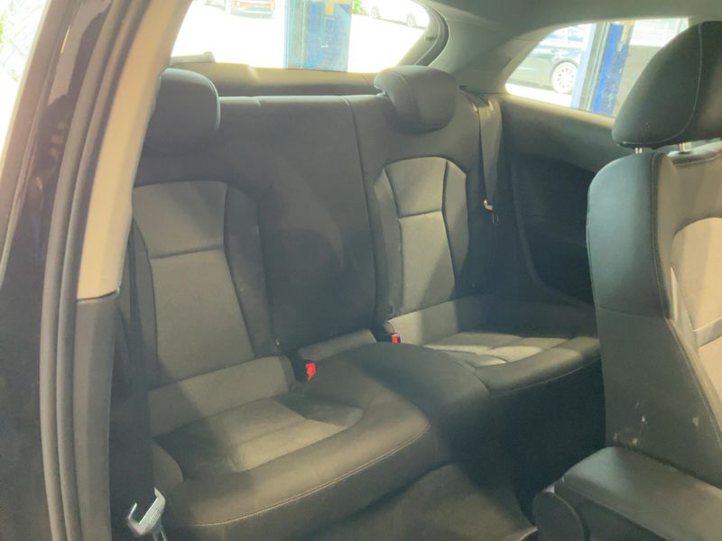 Audi A1 1.4 TDI Sport — zdjęcie 14