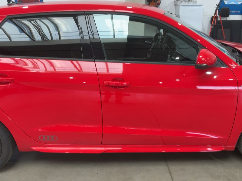 Audi A1 Sportback 40 TFSI S line — zdjęcie 7