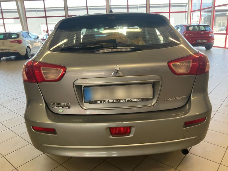 Mitsubishi Lancer 1.6 Lancer — zdjęcie 5