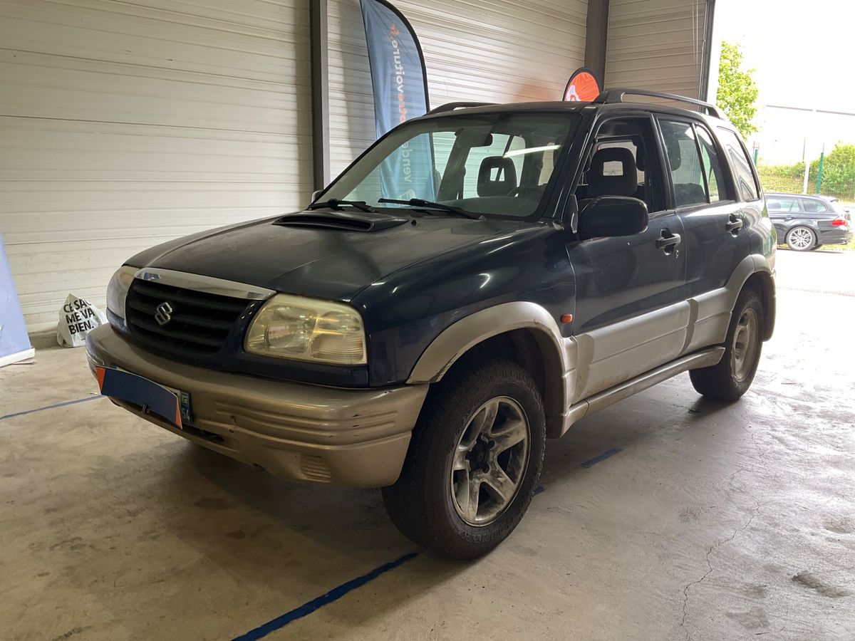 Suzuki Grand 2000