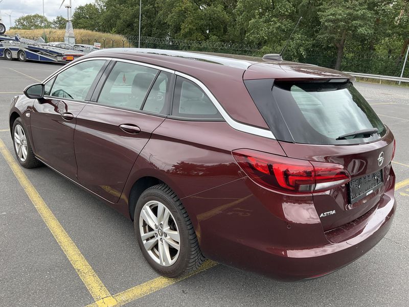 Opel Astra 1.4 SIDI Turbo Innovation — zdjęcie 3