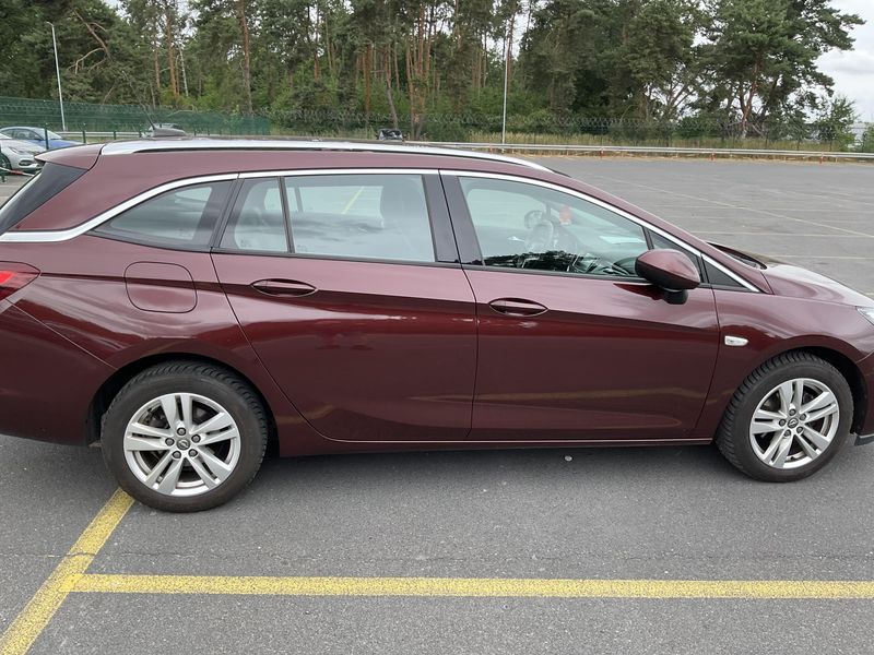Opel Astra 1.4 SIDI Turbo Innovation — zdjęcie 7