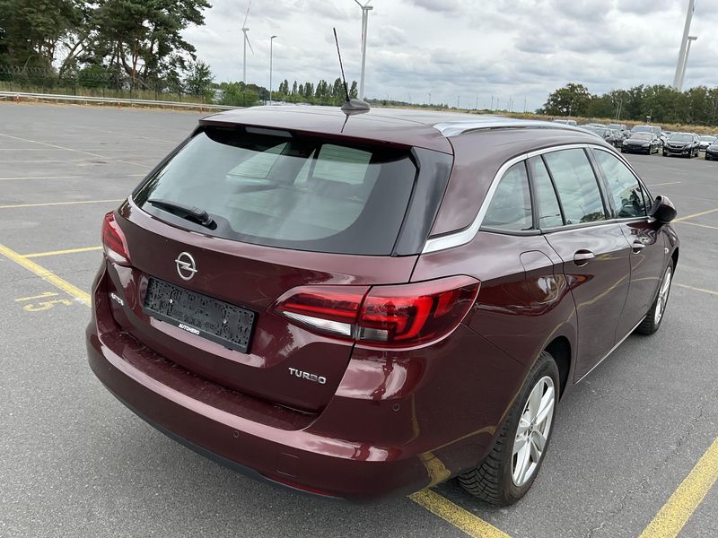 Opel Astra 1.4 SIDI Turbo Innovation — zdjęcie 6