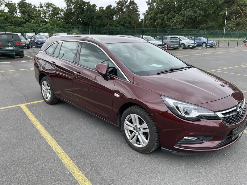 Opel Astra 1.4 SIDI Turbo Innovation — zdjęcie 8