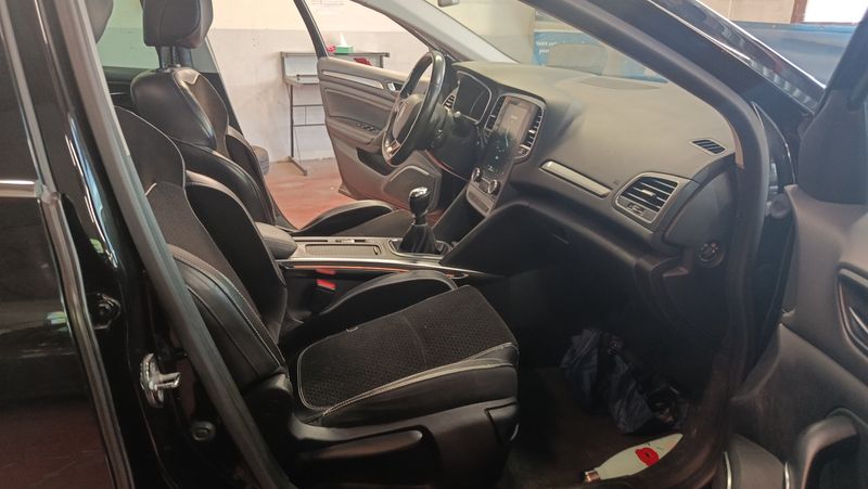 Renault Megane 1.5 dCi Energy Intens — zdjęcie 11