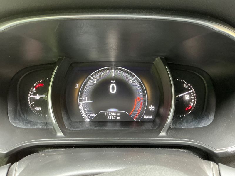 Renault Megane 1.5 dCi Energy Intens — zdjęcie 13