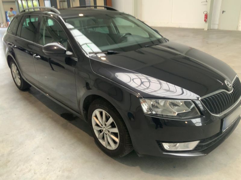 Skoda Octavia 2.0 TDI Style — zdjęcie 8