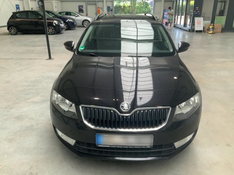 Skoda Octavia 2.0 TDI Style — zdjęcie 9