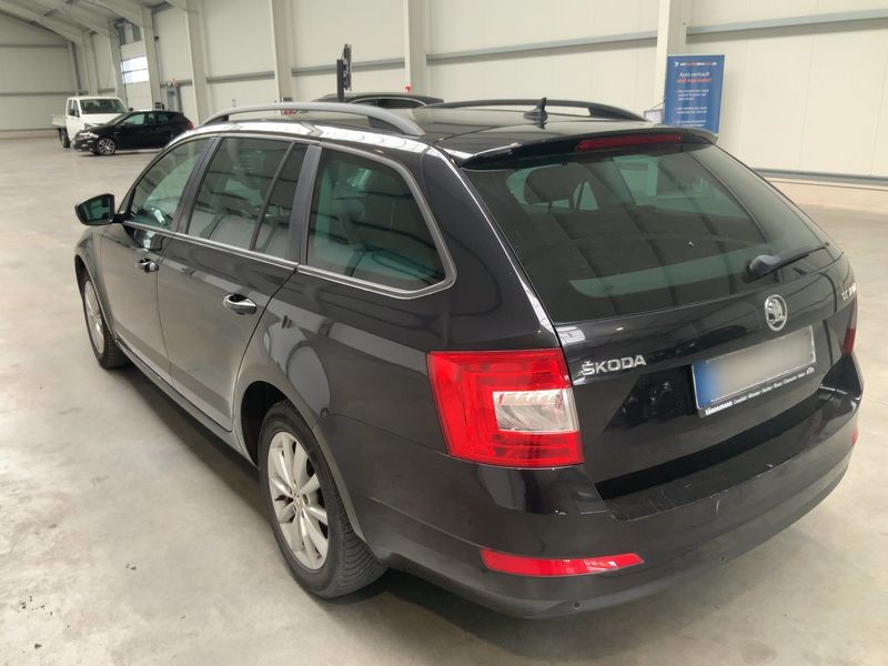 Skoda Octavia 2.0 TDI Style — zdjęcie 3