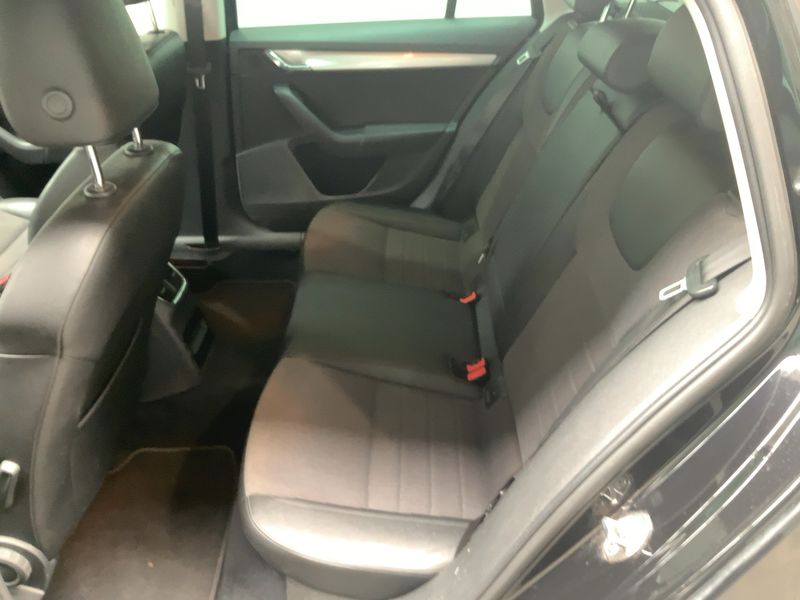 Skoda Octavia 2.0 TDI Style — zdjęcie 14
