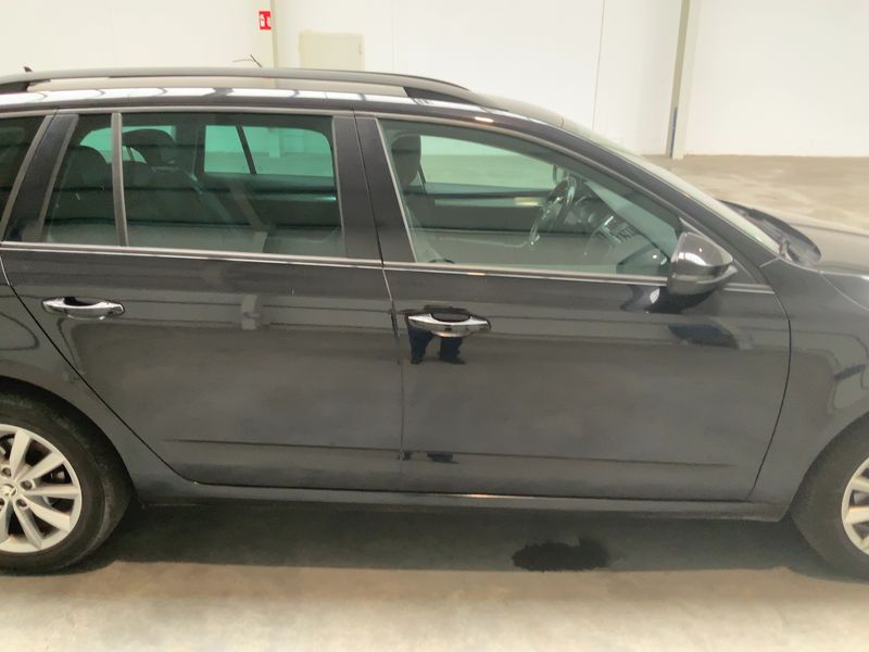 Skoda Octavia 2.0 TDI Style — zdjęcie 7