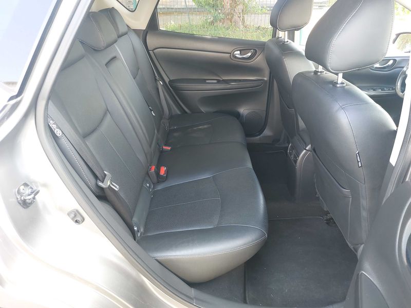 Nissan Pulsar 1.5 Turbodiesel Tekna — zdjęcie 14