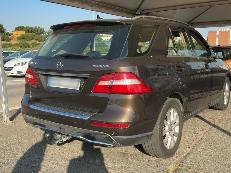 Mercedes-Benz M-Klasse ML 350 CDI BlueTEC — zdjęcie 6