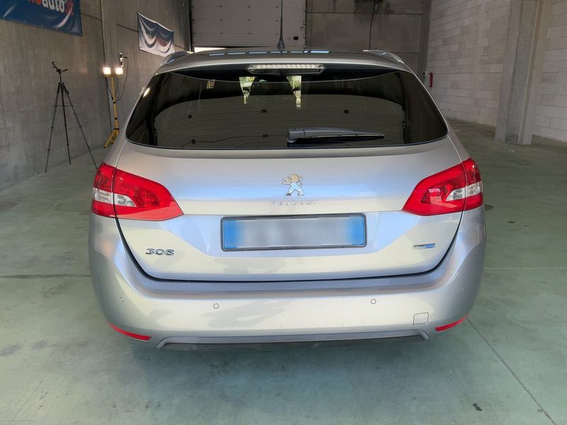 Peugeot 308 1.6 Blue-HDi Allure 2015 – снимка 7