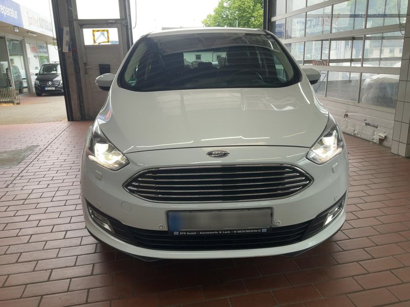 Ford C-Max 1.5 EcoBoost Titanium — zdjęcie 9