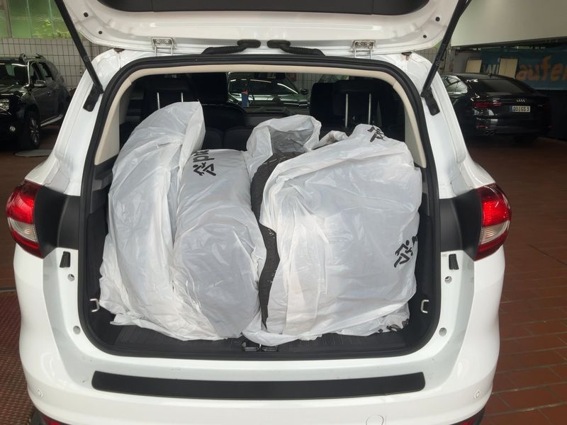 Ford C-Max 1.5 EcoBoost Titanium — zdjęcie 10