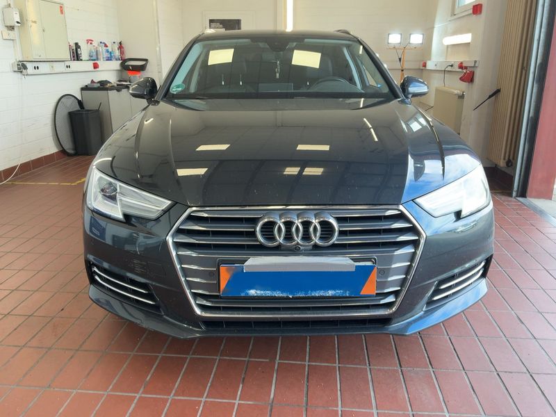 Audi A4 2.0 TDI Sport — zdjęcie 9