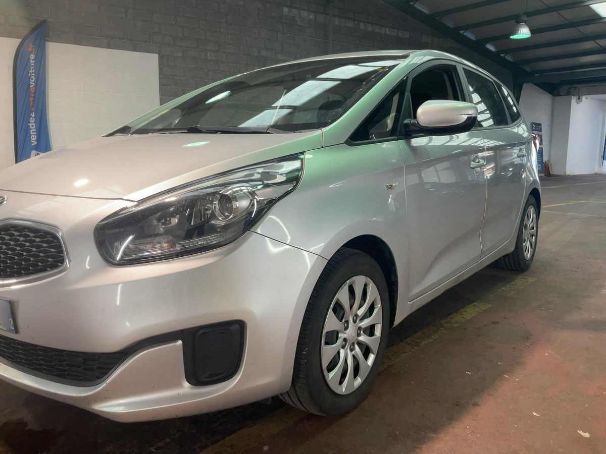 Kia Carens d'occasion