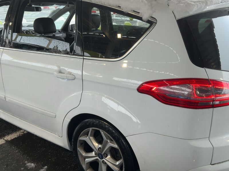 Ford S-Max 2.0 TDCi Titanium S — zdjęcie 3
