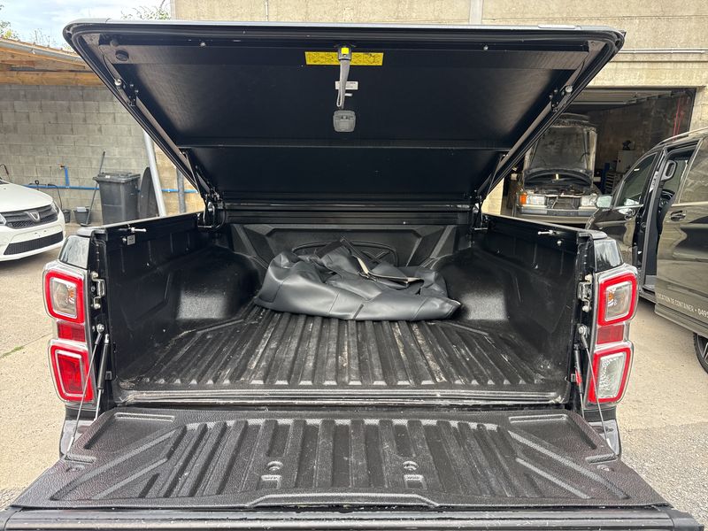 Isuzu D-MAX 1.9 Turbodiesel Double Cab 4WD L — zdjęcie 9