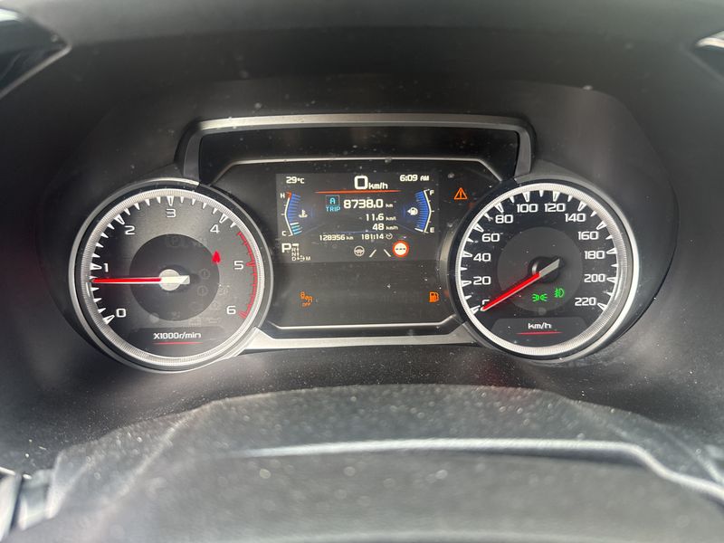 Isuzu D-MAX 1.9 Turbodiesel Double Cab 4WD L — zdjęcie 12