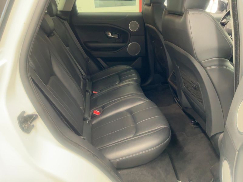 Land Rover Evoque 2.0 Sd4 SE Dynamic — zdjęcie 14