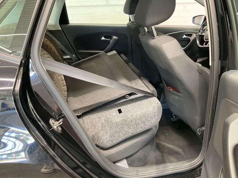 Volkswagen Polo 1.2 TSI Comfortline BlueMotion Tech 2015 – снимка 20