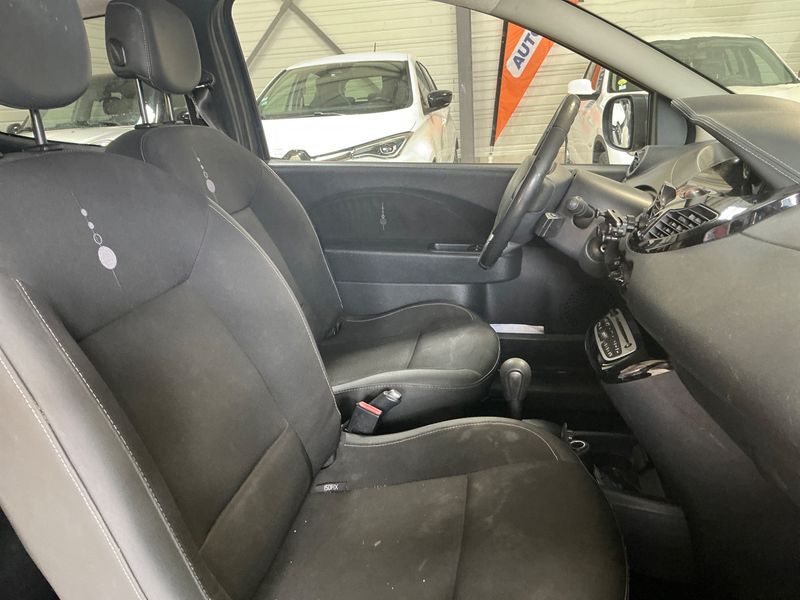 Renault Twingo 1.2 Night & Day — zdjęcie 3