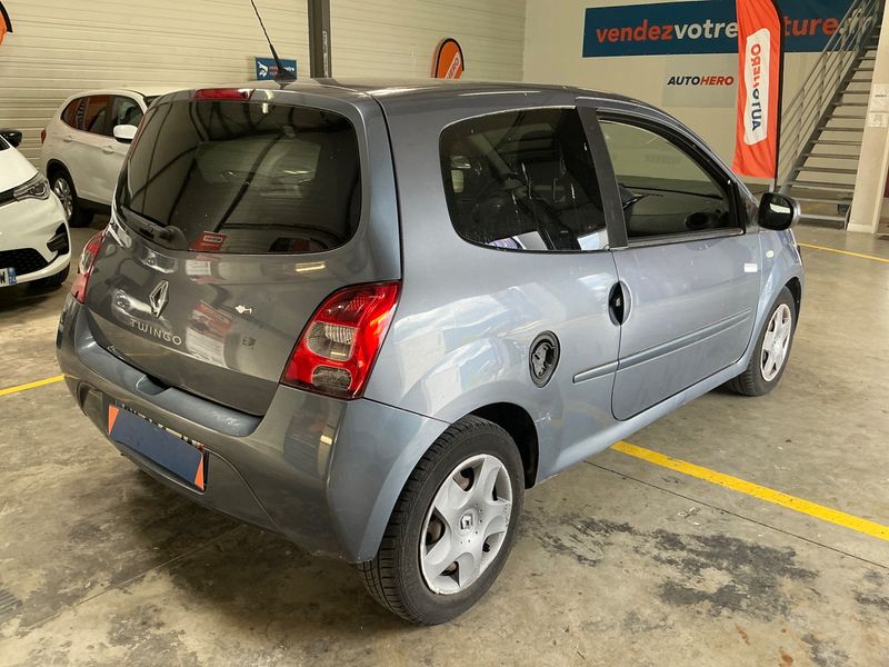 Renault Twingo 1.2 Night & Day — zdjęcie 2