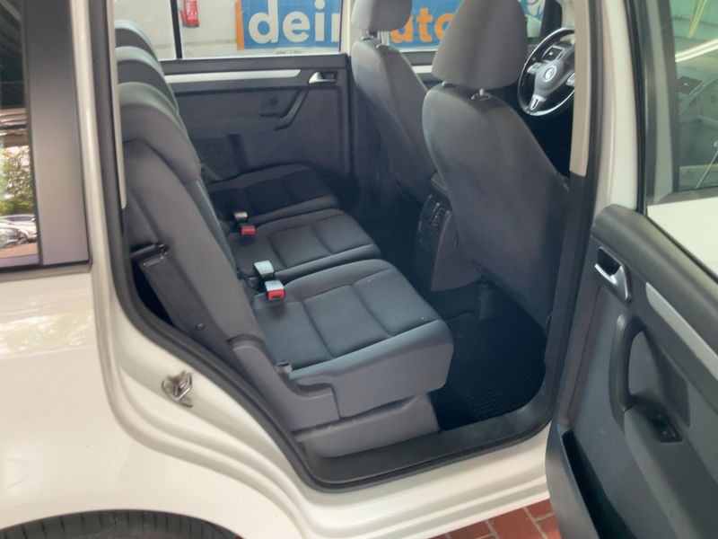 Volkswagen Touran 1.6 TDI Trendline 2014 – снимка 20