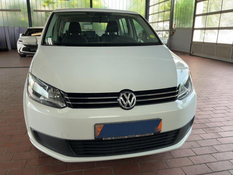 Volkswagen Touran 1.6 TDI Trendline 2014 – снимка 14