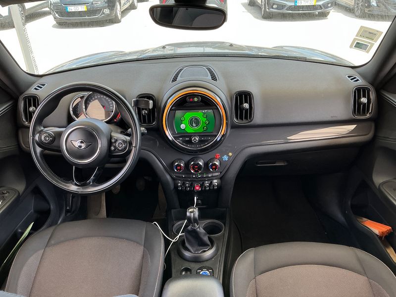 MINI Countryman One D — zdjęcie 12