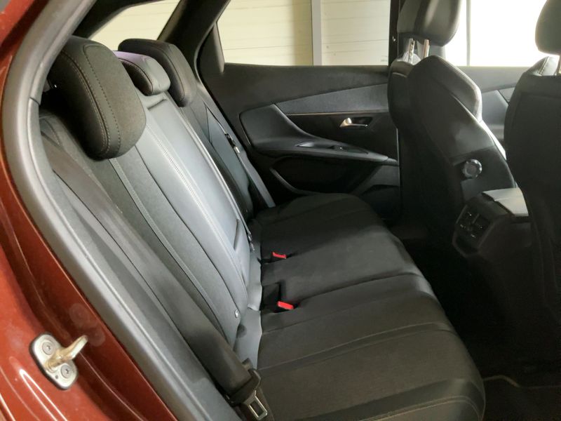Peugeot 3008 1.5 Blue-HDi GT Line — zdjęcie 14