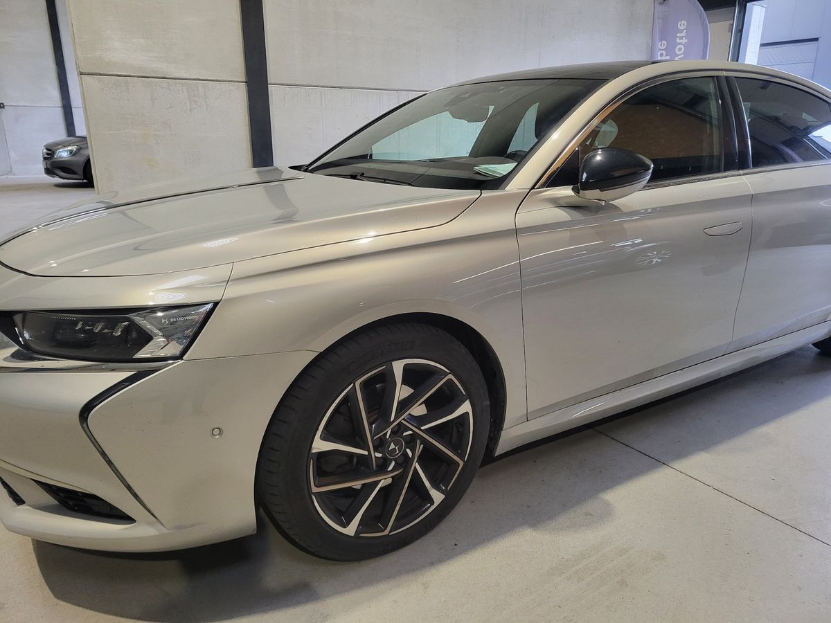 DS Automobiles DS9 1.6 E-Tense Hybrid Rivoli +