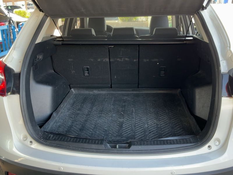 Mazda CX-5 2.2 Turbodiesel Luxury 4WD — zdjęcie 10