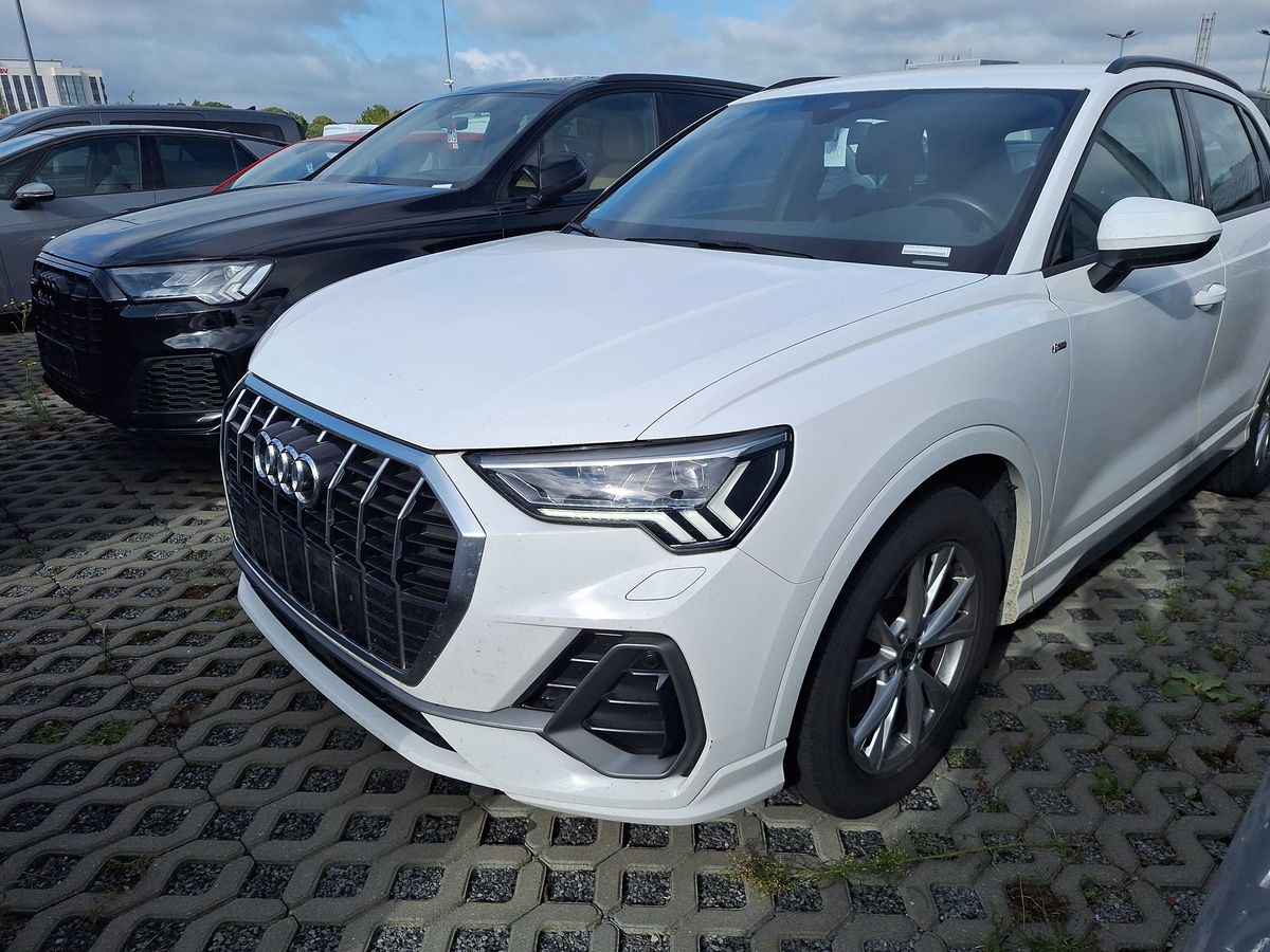 Audi Q3 40 TDI quattro S line