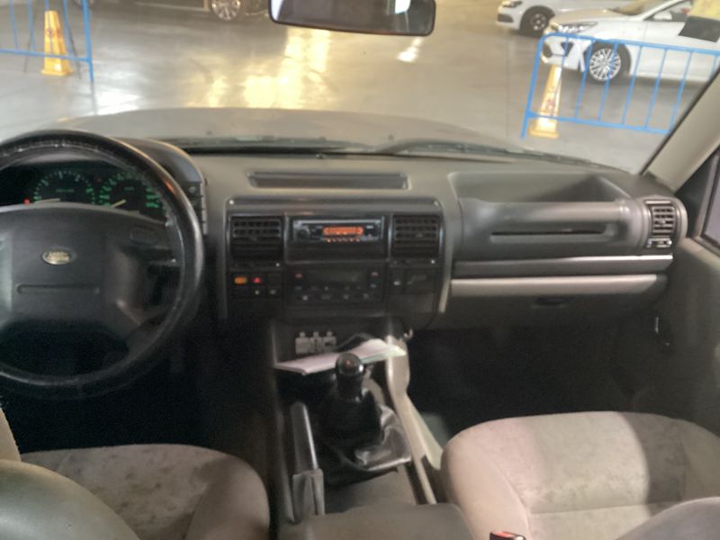 Land Rover Discovery 2.5 TDI TDi — zdjęcie 12