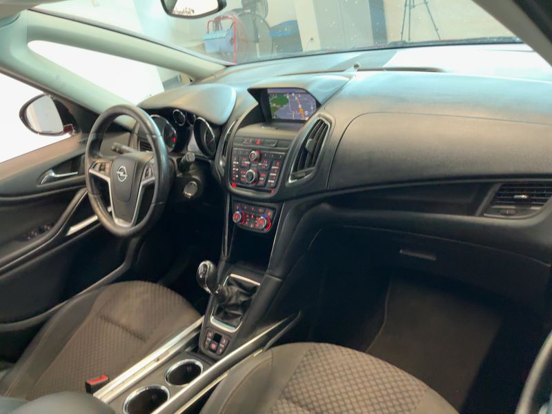 Opel Zafira Tourer 2.0 CDTI Innovation 2016 – снимка 17