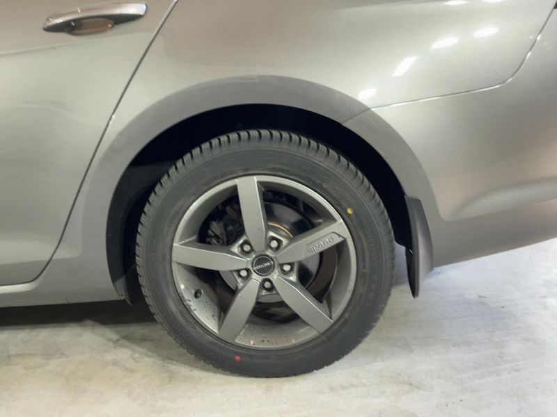 Volkswagen Golf VII 1.6 TDI Comfortline BlueMotion Tech 2015 – снимка 5
