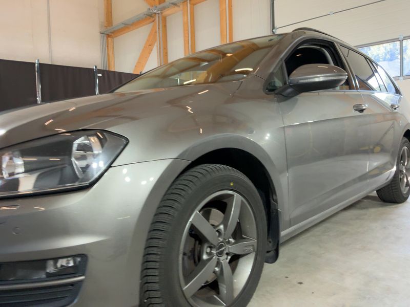 Volkswagen Golf VII 1.6 TDI Comfortline BlueMotion Tech 2015 – снимка 2