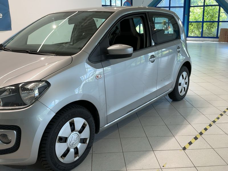 Volkswagen up! 1.0 High up! — zdjęcie 2