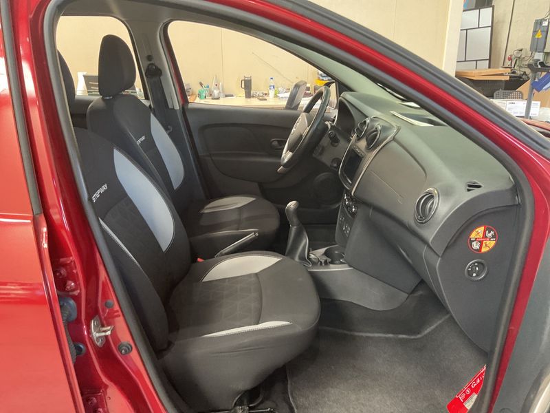Dacia Sandero 1.5 dCi Stepway Prestige — zdjęcie 3