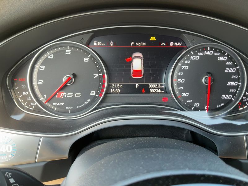 Audi RS 6 4.0 V8 TFSI quattro Performance — zdjęcie 13