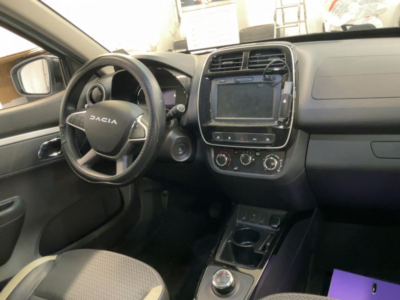Dacia Spring electric drive 33 kW Essential — zdjęcie 12