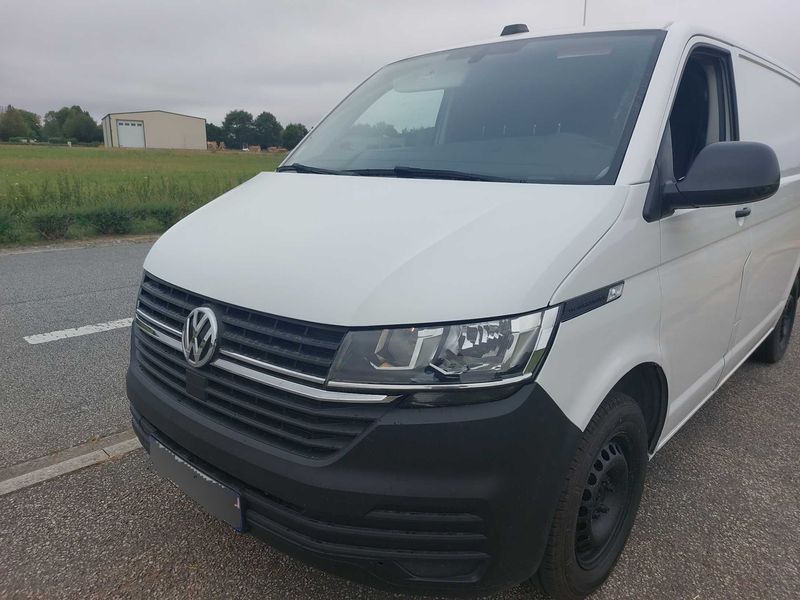 Volkswagen T6 Transporter 2.0 TDI Kasten FWD — zdjęcie 2