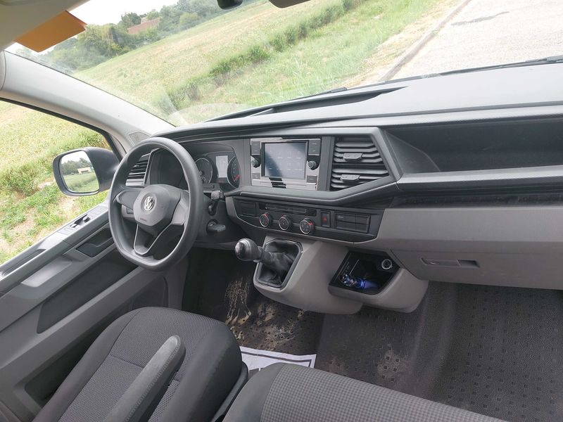 Volkswagen T6 Transporter 2.0 TDI Kasten FWD — zdjęcie 11