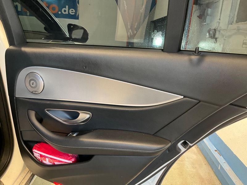Mercedes-Benz E-Klasse E 220 d T 4Matic Avantgarde 2018 – снимка 26