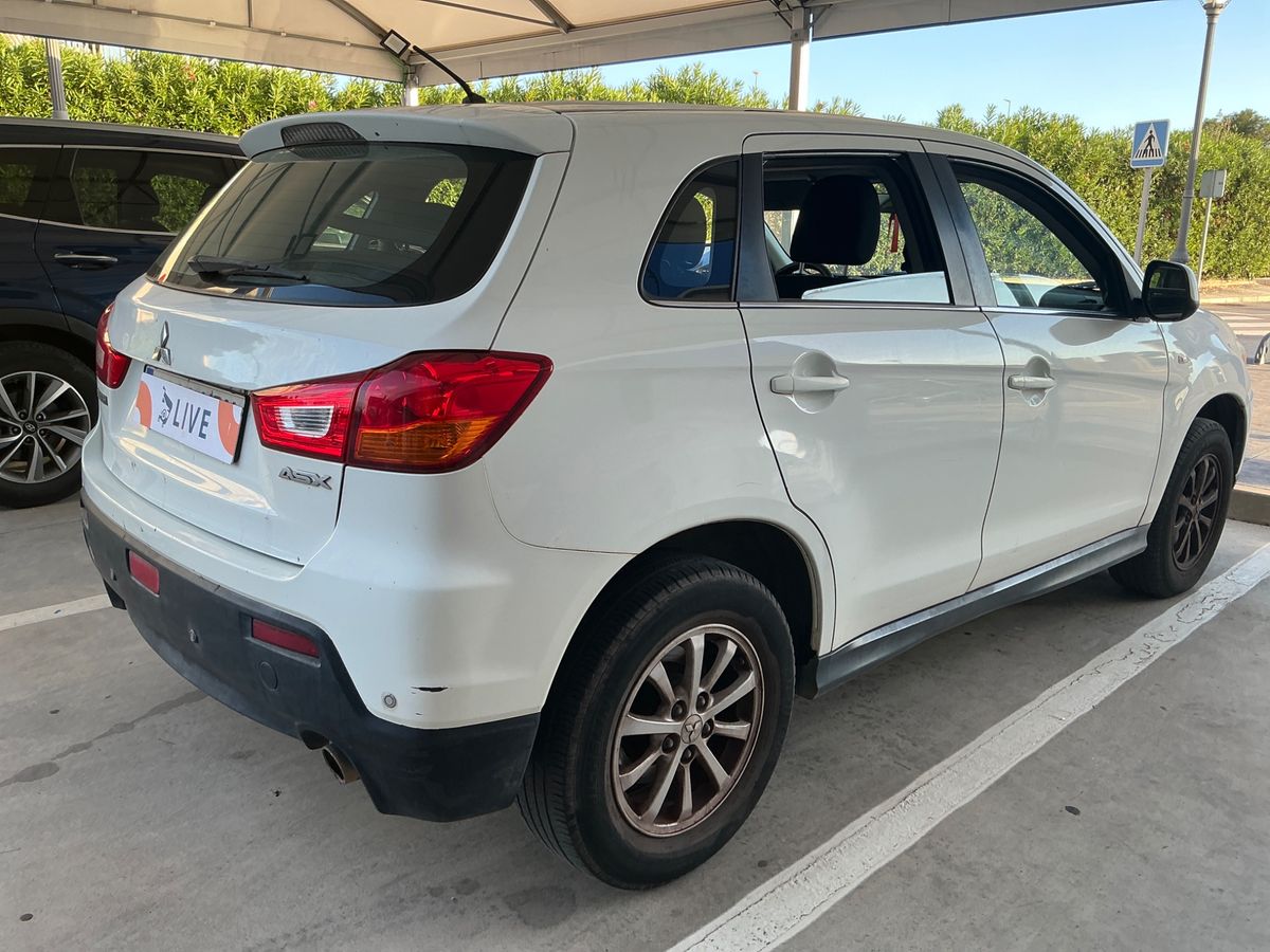 Mitsubishi ASX 1.6 Basis 2WD
