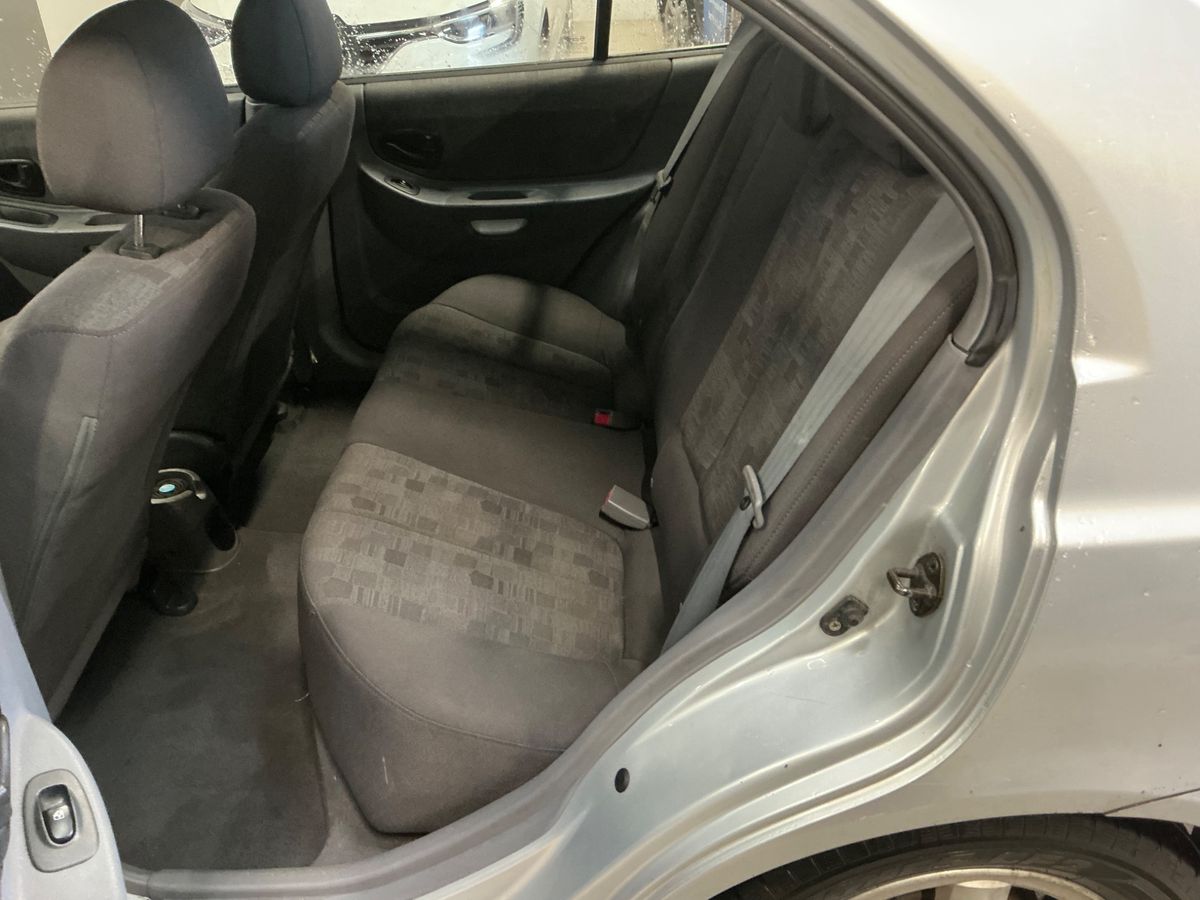 Hyundai Accent 2004 — photo 10
